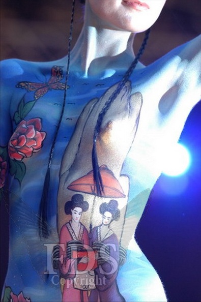 Body_06_Fr_915.jpg