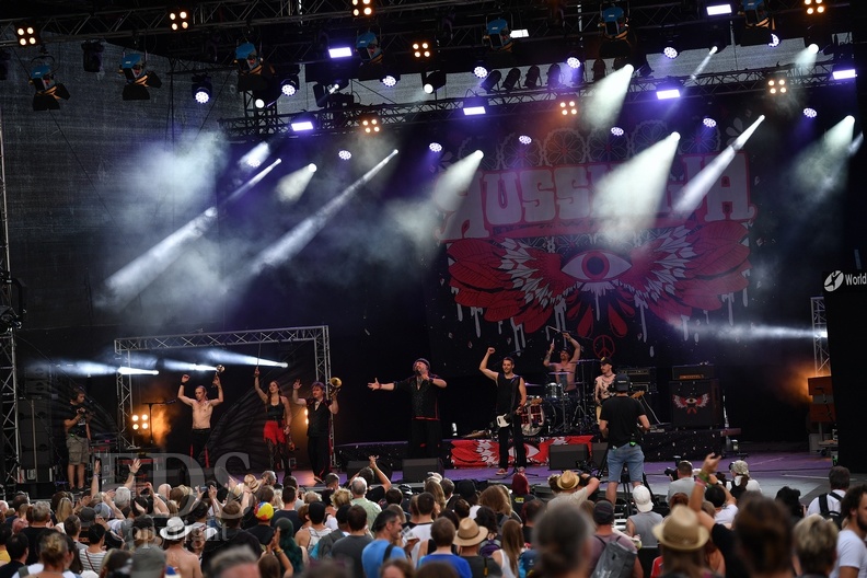 Show__0003.jpg